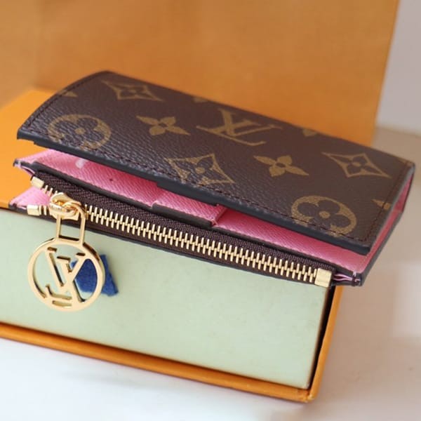 Easy to use Louis Vuitton Portefeuille Lisa wallet replica in 4 colors M82381