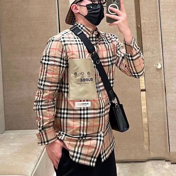 ★Popular in Japan! Burberry logo applique check cotton poplin shirt replica 805746111