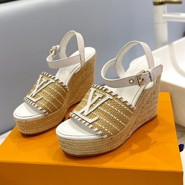 ☆Super popular☆Louis Vuitton replica sandals Monogram calf leather vuf95937 ☆Super popular☆Louis Vuitton replica sandals Monogram calf leather vuf95937