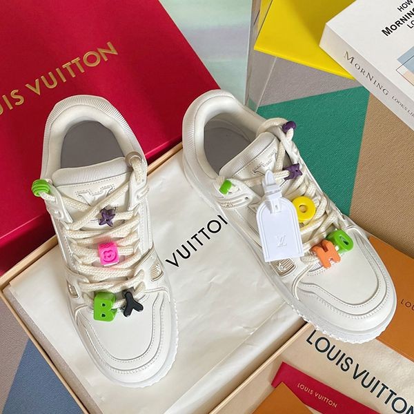 World-famous? Louis Vuitton sneakers replica unisex vum80803