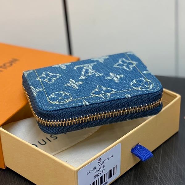 Louis Vuitton Zippy Coin Purse M82957, a worldwide hit?