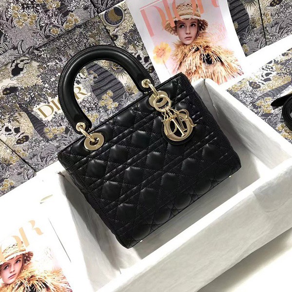 {Baila Dior supplement} Lady Dior replica medium bag M0565ONGE_M900