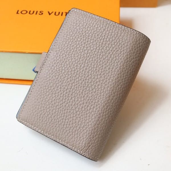 I definitely want it! Louis Vuitton Replica Wallet Vertical Wallet M81298
