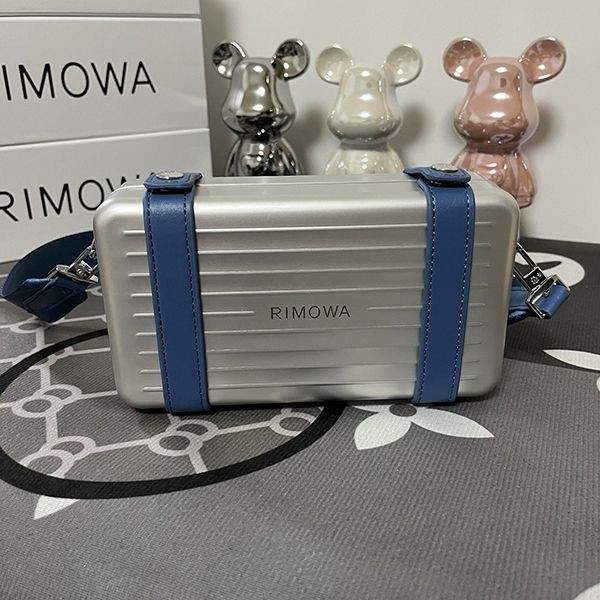 Classic and popular Rimowa aluminum crossbody/shoulder bag rip79853