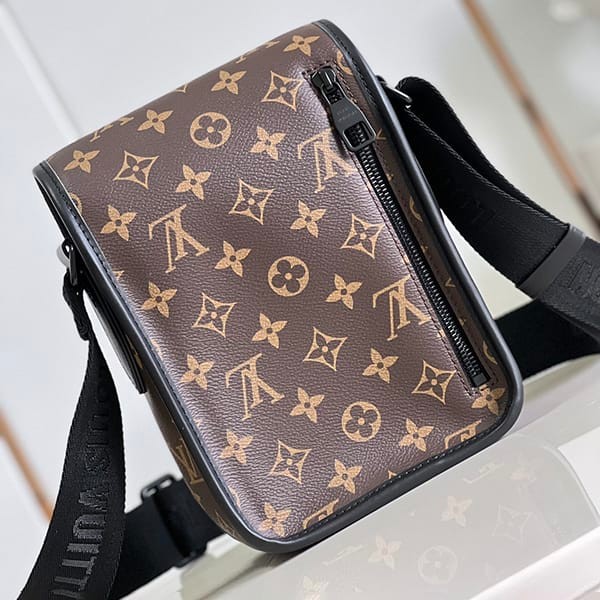 Louis Vuitton Archie Messenger Bag Replica M46442