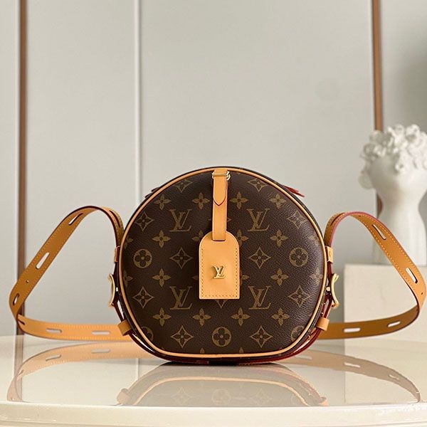 Vuitton magazine supplement! Louis Vuitton Boite Chapeau Souple Bag magazine supplement fake MM M45647 Vuitton magazine supplement! Louis Vuitton Boite Chapeau Souple Bag magazine supplement fake MM M45647