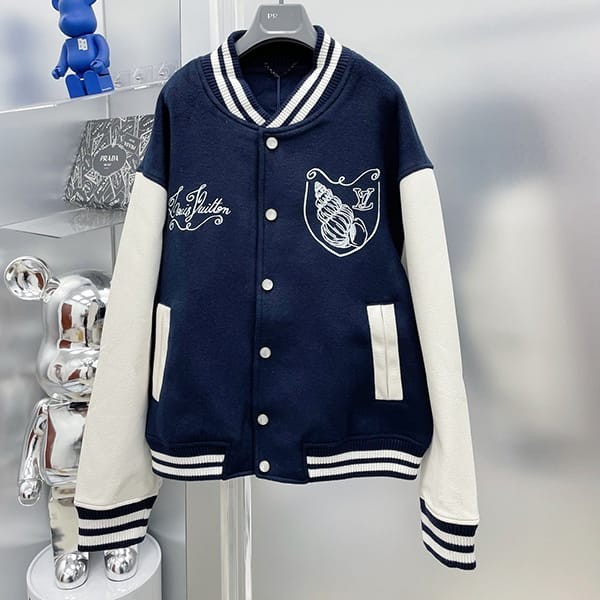 Cute Louis Vuitton Blouson Jacket Replica 1AFQMK Cute Louis Vuitton Blouson Jacket Replica 1AFQMK