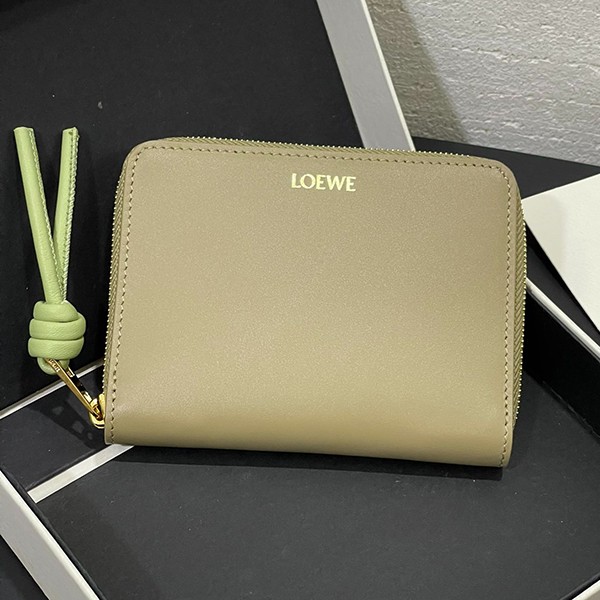 Immediate delivery Loewe Knot Compact Zip Wallet Replica loq41827 Immediate delivery Loewe Knot Compact Zip Wallet Replica loq41827