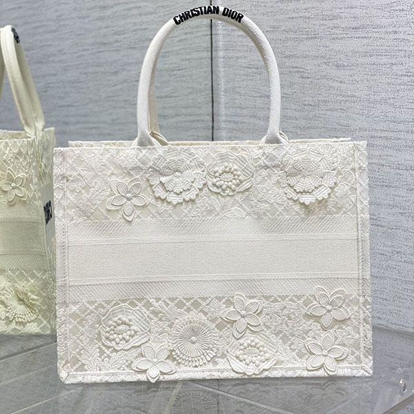 Lovely Dior small macrame lace back book tote den96476