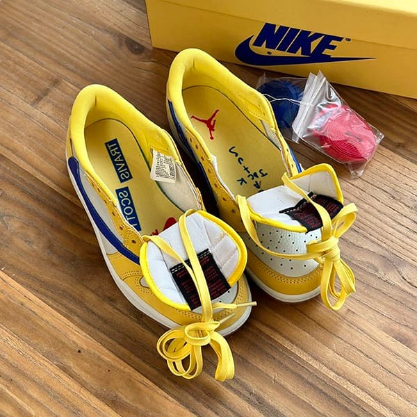 Travis Scott x Nike Air Jordan 1 Replica Retro Low OG Canary DZ4137-700