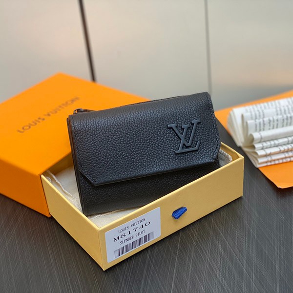 Convenient Portefeuille Pilot Louis Vuitton Tri-fold Wallet m81740 Convenient Portefeuille Pilot Louis Vuitton Tri-fold Wallet m81740