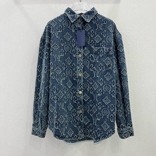 Louis Vuitton Monogram Long Sleeve Cotton Shirt with Tracking Replica vug16022 Louis Vuitton Monogram Long Sleeve Cotton Shirt with Tracking Replica vug16022