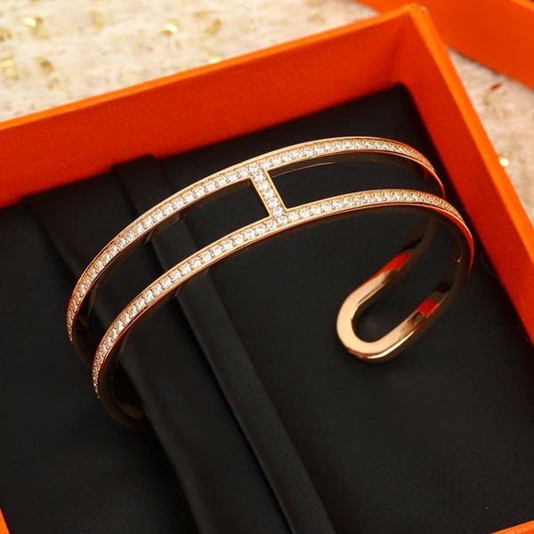 Extremely rare! Hermes Chaine d'Ancre grade n bracelet in rose gold ero58595