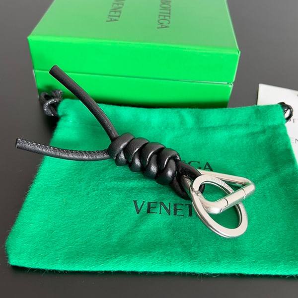 Bottega Veneta Replica Braided Leather Key Ring Bow76206 Bottega Veneta Replica Braided Leather Key Ring Bow76206
