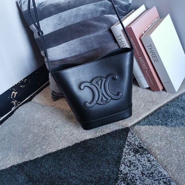 No. 1 in cumulative sales! Celine Replica Small Bucket Cuir Triomphe / Smooth Calfskin 198243DU338 No. 1 in cumulative sales! Celine Replica Small Bucket Cuir Triomphe / Smooth Calfskin 198243DU338