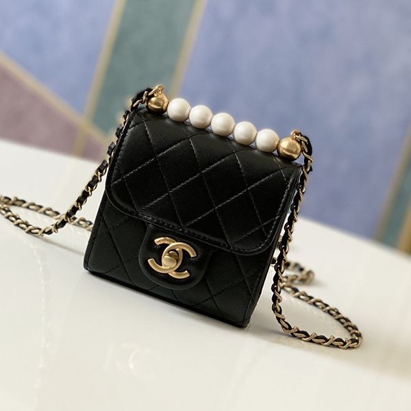 ☆Super popular☆Replica Chanel flap bag with pearl handles in gold shu24160