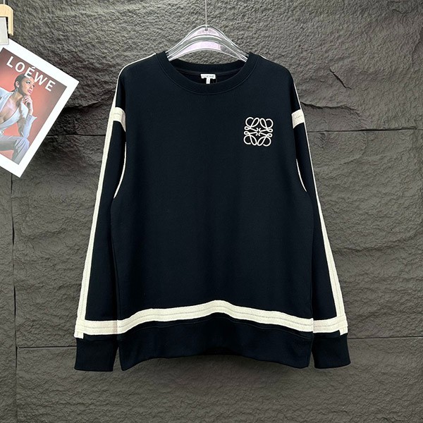 Love at first sight? Loewe Anagram Embroidery Sweatshirt Replica loc84762 Love at first sight? Loewe Anagram Embroidery Sweatshirt Replica loc84762