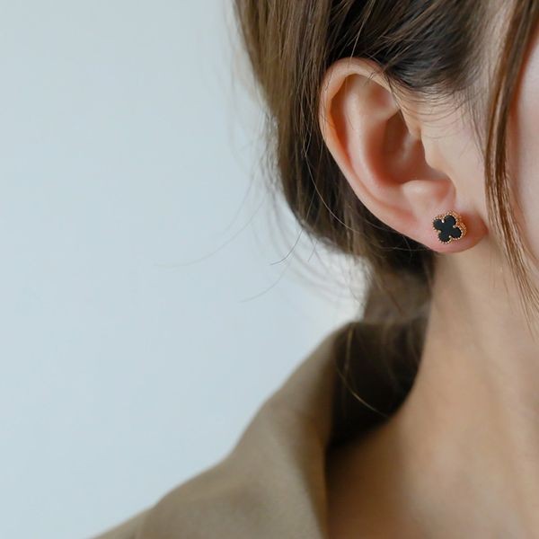 Cute Van Cleef & Arpels Alhambra Earrings Replica vah04662