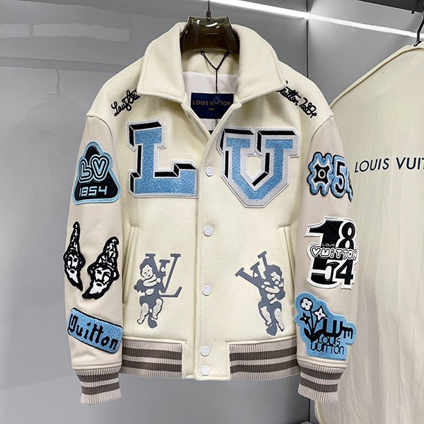 Very popular! Louis Vuitton Replica Multi-Patch Mixed Leather Varsity Blouson 1AAHHC Very popular! Louis Vuitton Replica Multi-Patch Mixed Leather Varsity Blouson 1AAHHC