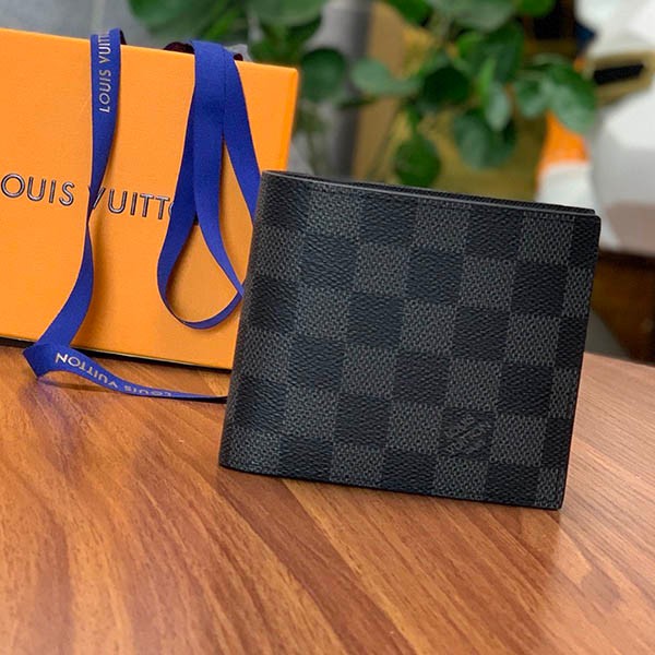 Very popular all over the world? Fake Louis Vuitton Portefeuille? Marco NM Damier Bi-fold Wallet vul18342