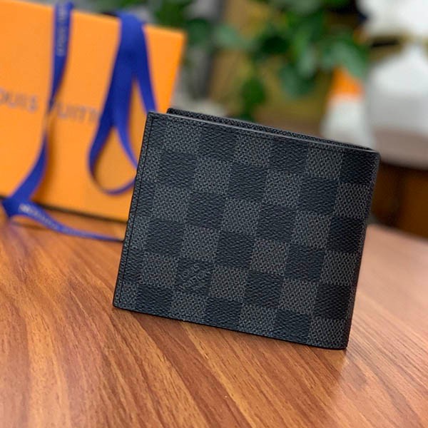 Very popular all over the world? Fake Louis Vuitton Portefeuille? Marco NM Damier Bi-fold Wallet vul18342