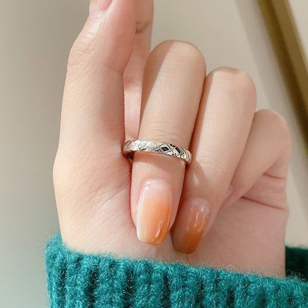 Sold out Chanel replica Coco Crush ring in 18K white gold J11793