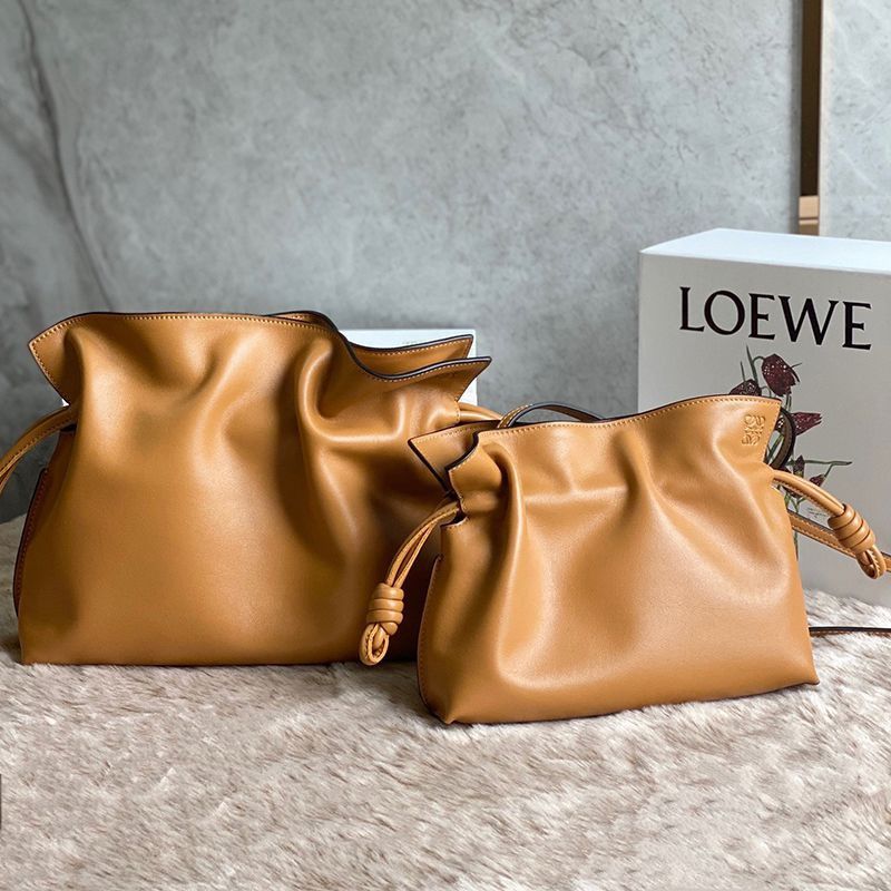 Not available in Japan Loewe clutch nappa calf shoulder crossbody copy lox13574 Not available in Japan Loewe clutch nappa calf shoulder crossbody copy lox13574