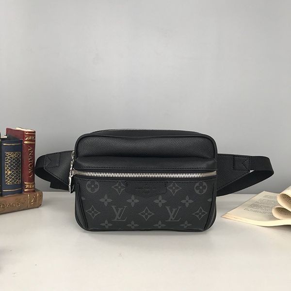 Love at first sight?☆? Louis Vuitton replica bum bag outdoor crossbody M30245 Love at first sight?☆? Louis Vuitton replica bum bag outdoor crossbody M30245