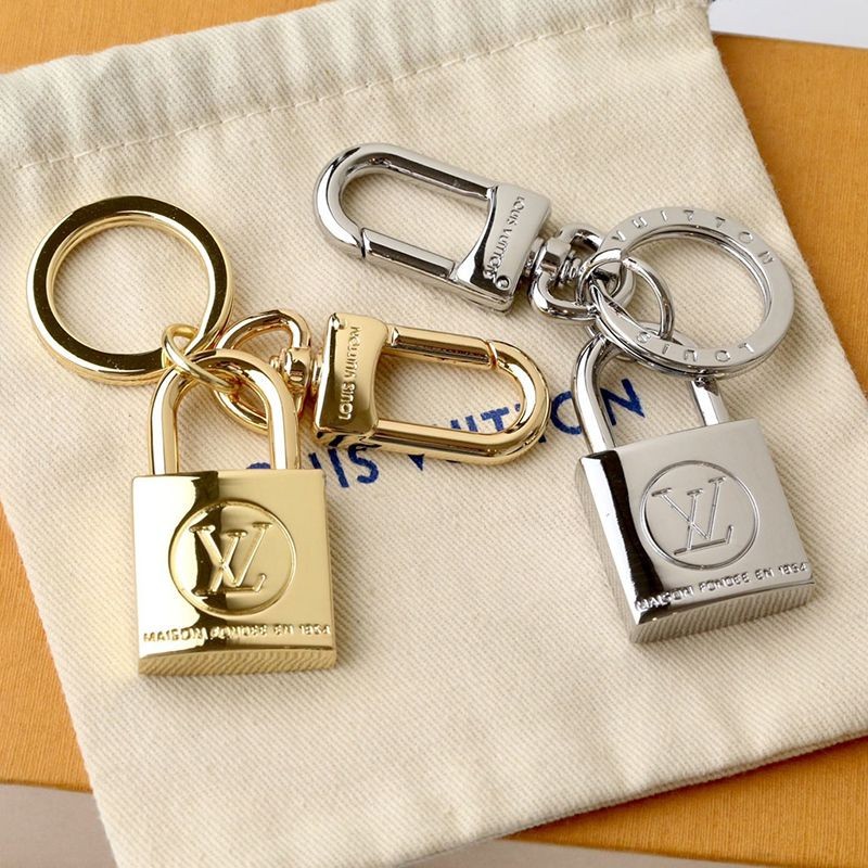 No.1 in popularity? Louis Vuitton bag charm replica keychain replica vuu77039