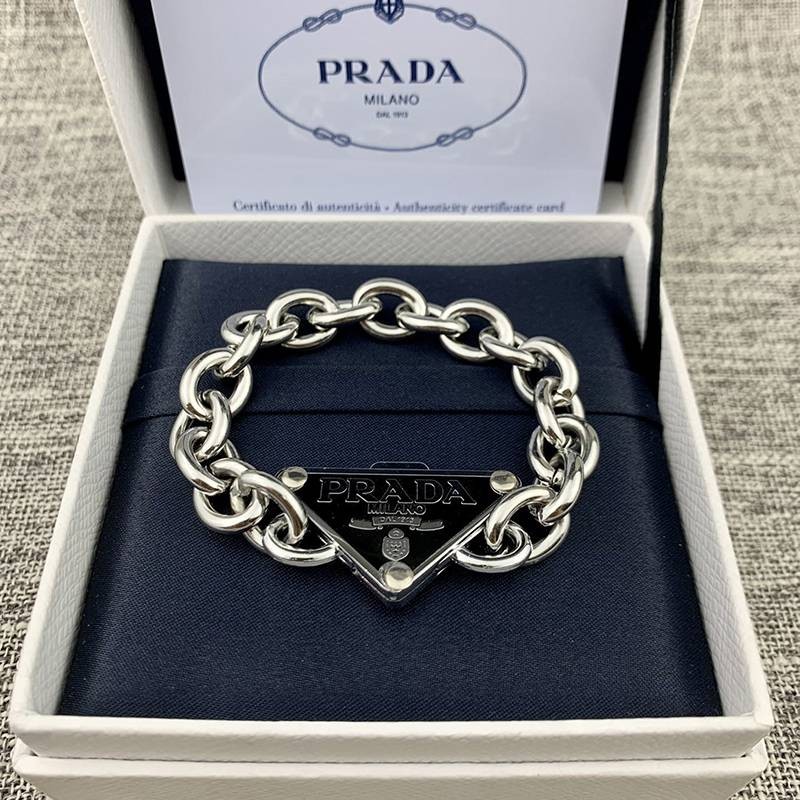 Sold out Prada Logo Triangle Bracelet Replica pur48763 Sold out Prada Logo Triangle Bracelet Replica pur48763