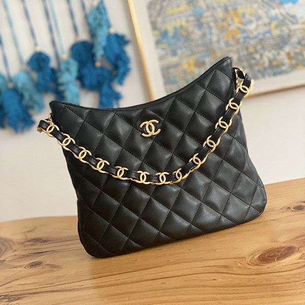 Love at first sight? Chanel Hobo Bag Replica shi18913