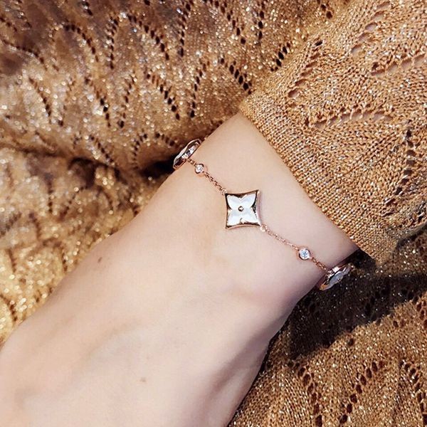 Very popular!! New color Louis Vuitton bracelet? Forever Young bracelet fake vuz78467 Very popular!! New color Louis Vuitton bracelet? Forever Young bracelet fake vuz78467