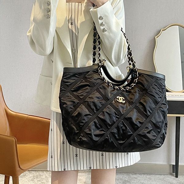 No.1 Popular Chanel Maxi Shopping Bag CC Mark Nylon Replica shx67252