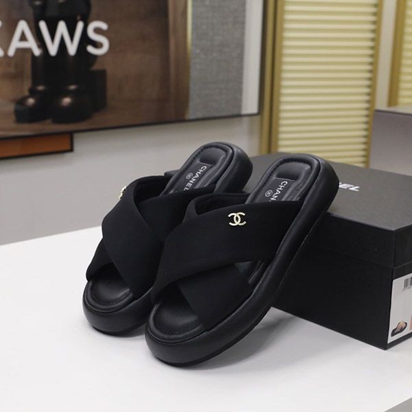 Classic Chanel Leather Platform Sandals Replica Black Fabric shu58475