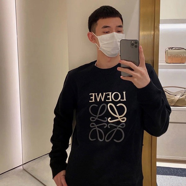 Loewe Replica Anagram Sweatshirt H526Y24J07 Loewe Replica Anagram Sweatshirt H526Y24J07