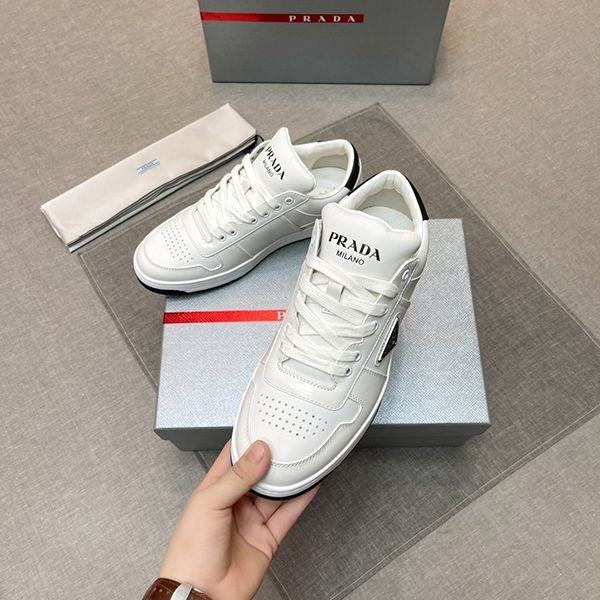 New Spring Collection Prada Downtown Leather Sneakers Replica pur49221