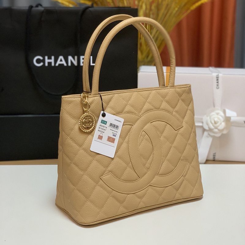 Easy to use Chanel caviar skin Hilton bag replica sht84193