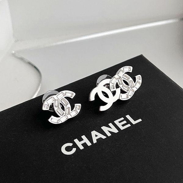 No.1 popular Chanel earrings replica metal & lambskin cc camellia sho81147