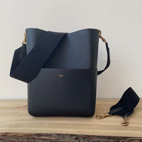 Celine Sangle Baguette Replica Black 189593AH438NO Celine Sangle Baguette Replica Black 189593AH438NO