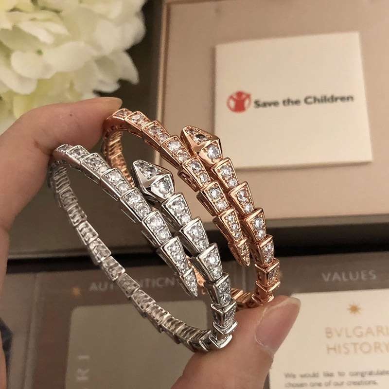 New color ☆ Rare Bulgari Serpenti Bracelet Replica Rose Gold [Not available in Japan] Buw84647