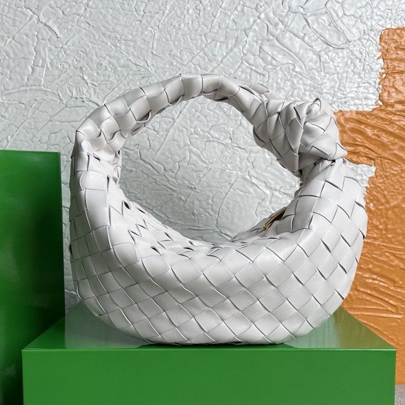 Very popular: Bottega Veneta Mini The Jodie replica Intrecciato mini bag bor52158