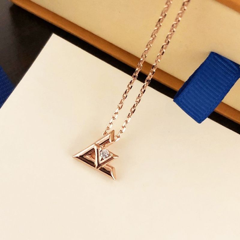 Extremely rare! Louis Vuitton pendantif replica LV Volt One PM necklace Q93805