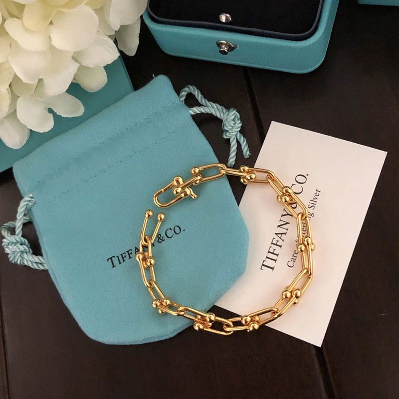 Classic Tiffany Hard Wear Link Gold Bracelet Tir52360
