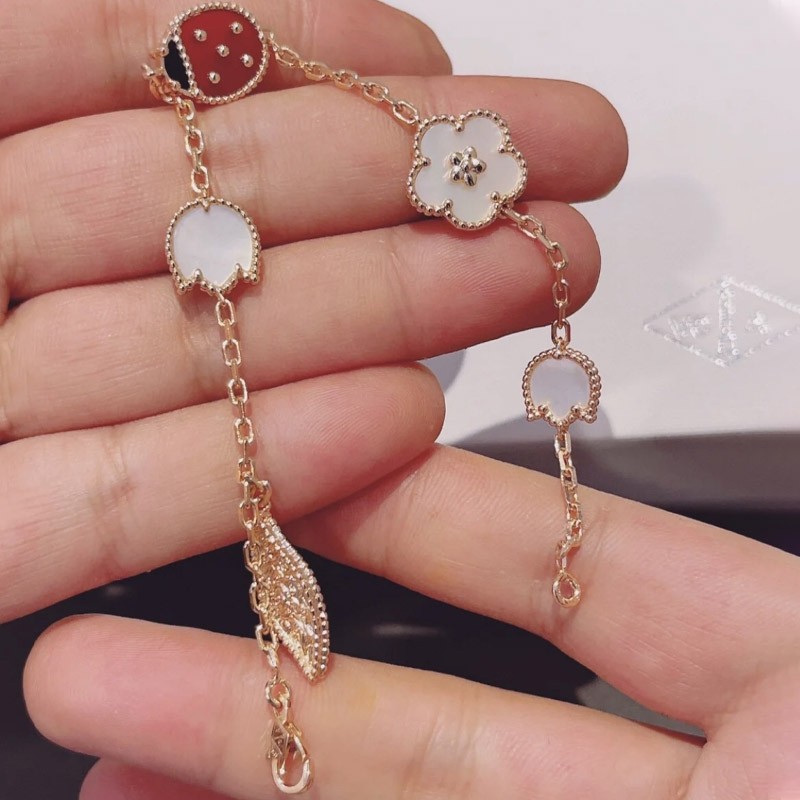 Very popular! Van Cleef & Arpels Lucky Spring Bracelet Copy VCARP7RR00