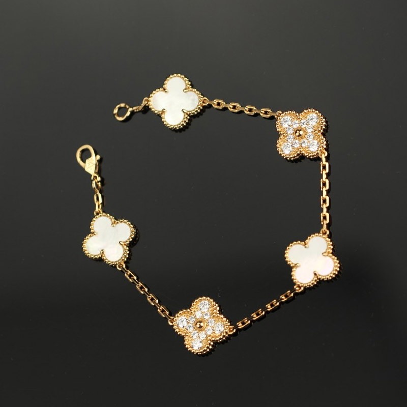 [Not available in Japan] Van Cleef & Arpels Vintage Alhambra Bracelet 5 Motifs Replica VCARP4KN00