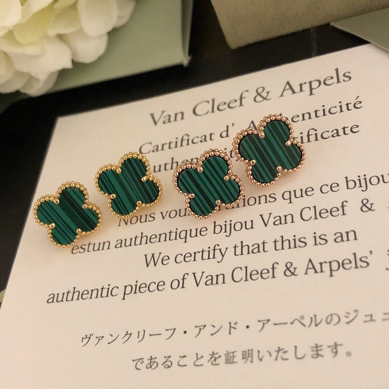 21-22AW Van Cleef & Arpels Replica Vintage Alhambra Earrings Clover vaq04923