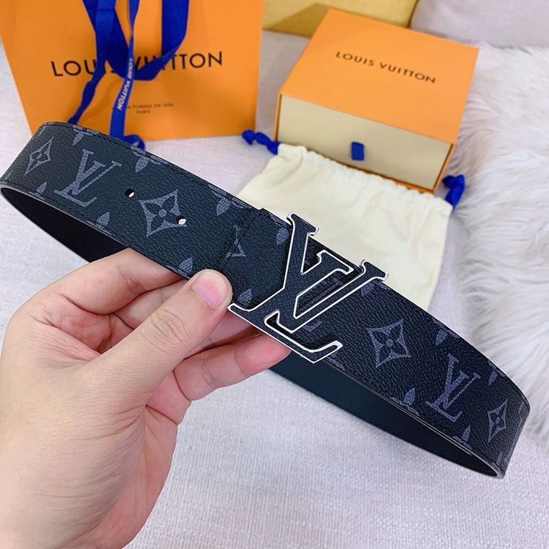 The hot topic! Louis Vuitton replica Santur Monogram Print 40MM reversible belt vua19312