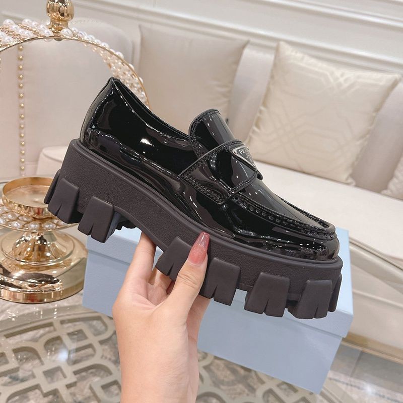 ★Popular in Japan! Prada Monolith Replica Leather Pointed Toe Loafers pul00656 ★Popular in Japan! Prada Monolith Replica Leather Pointed Toe Loafers pul00656