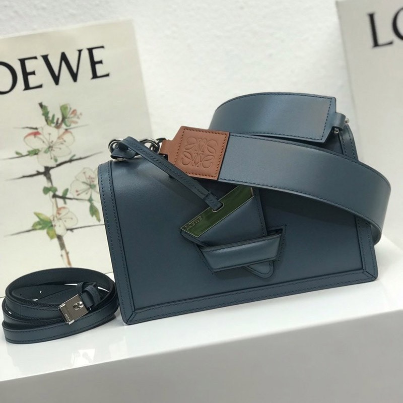 Free shipping Loewe shoulder bag replica Barcelona silk calf leather 0010594190 Free shipping Loewe shoulder bag replica Barcelona silk calf leather 0010594190