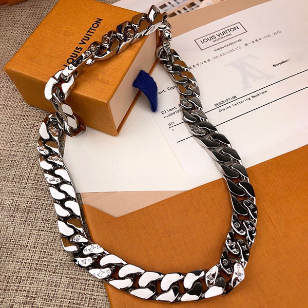 New Spring Louis Vuitton Collier Chain Links Replica Patches Strass Necklace vuv96854